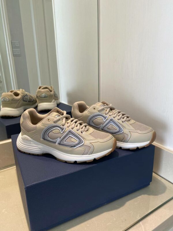 DIOR NEW ARRIVAL B30 Clunky Sneaker