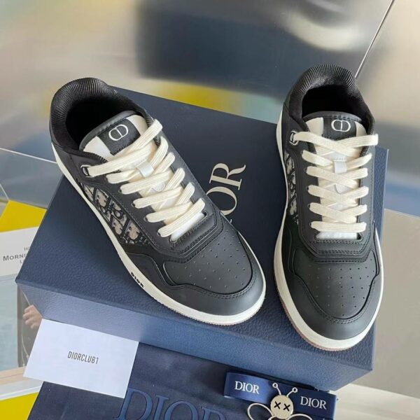 DIOR HIGH LEVEL B27 Sneaker