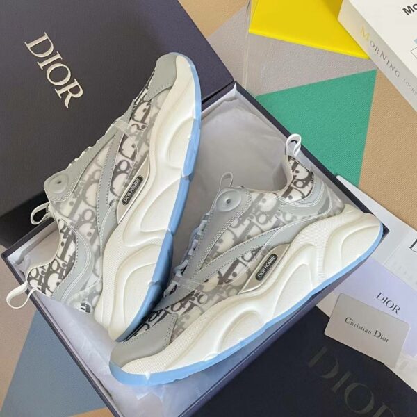 DIOR classic B22 Clunky Sneaker