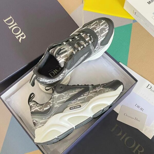 DIOR classic B22 Clunky Sneaker