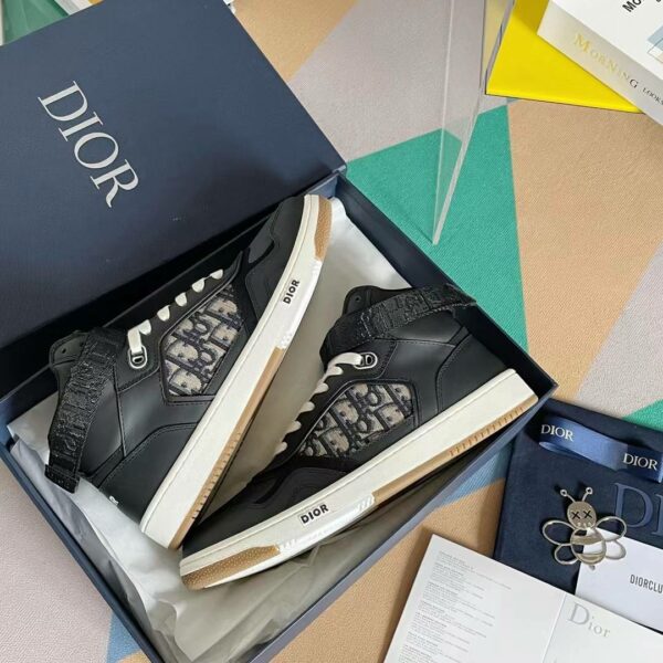 DIOR HIGH LEVEL B27 Sneaker