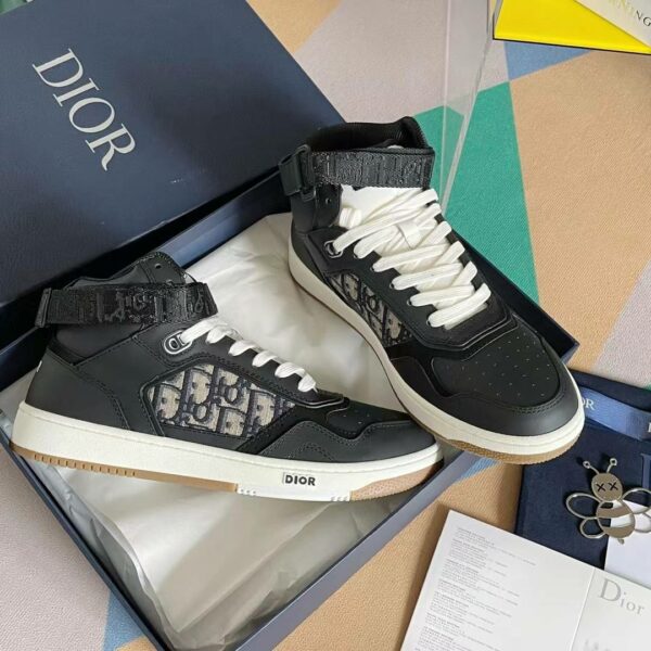 DIOR HIGH LEVEL B27 Sneaker