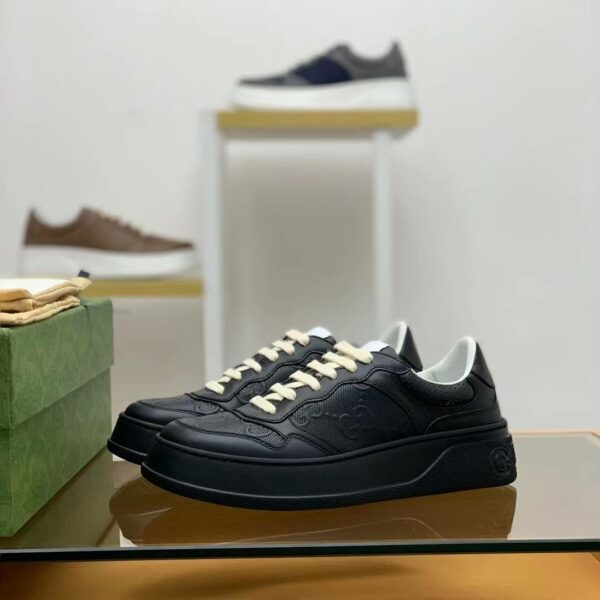 Gucci sneakers Cowhide