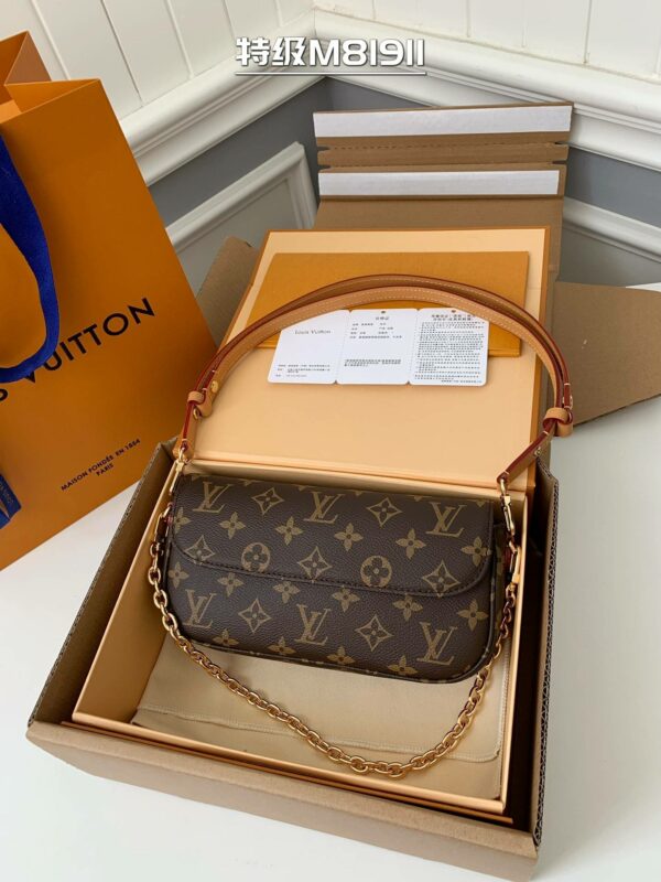 Louis Vuitton Portafoglio con catenella Ivy M81911，Size：23.5*12*4.3cm