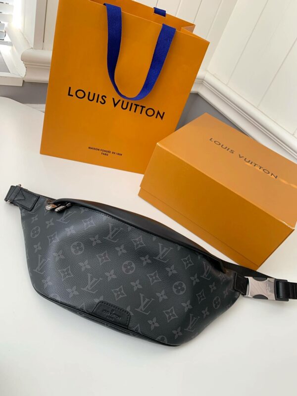 Louis Vuitton Marsupio Discovery M44336，Size：47*20*9cm