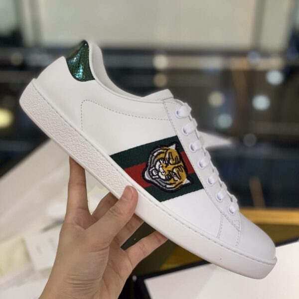 Gucci sneakers Support chip phone sensing