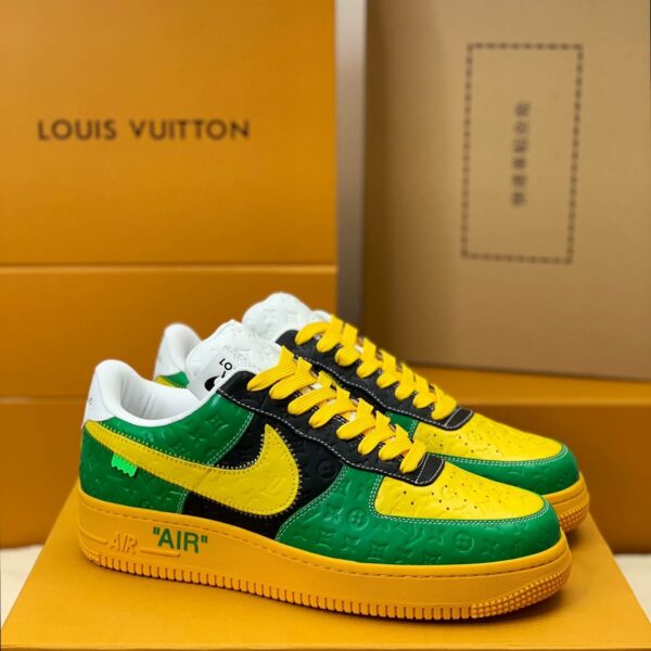 LOUIS VUITTON × NIKE AIR FORCE 1 Sneaker