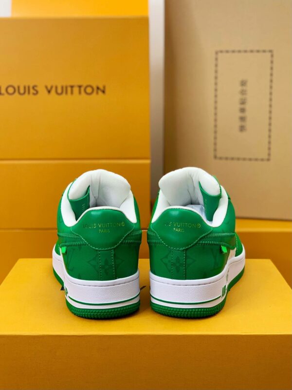 LOUIS VUITTON × NIKE AIR FORCE 1 Sneaker