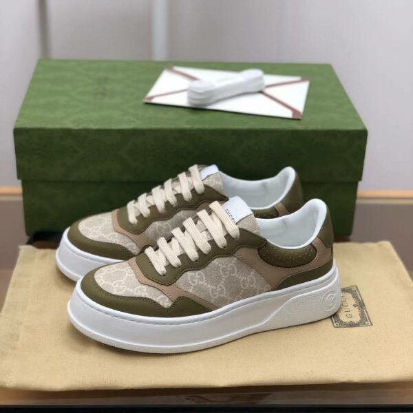 Gucci sneakers Cowhide