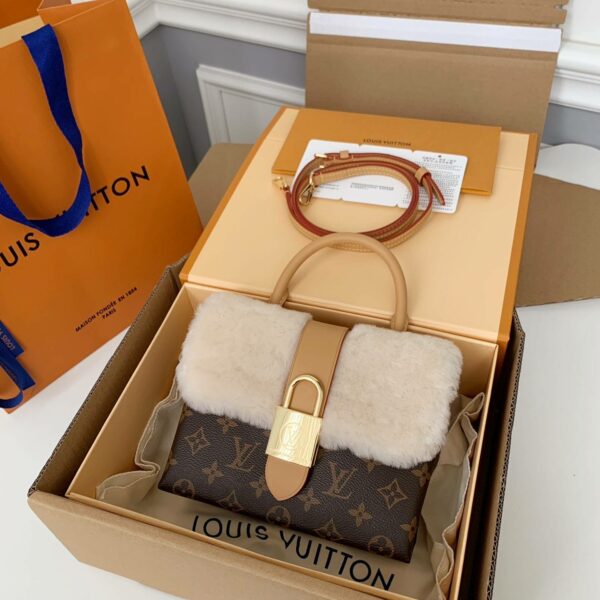 LOUIS VUITTON LOCKY BB frame M46318 size：20*16*7.5cm