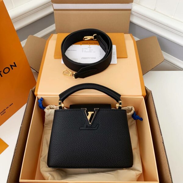 LOUIS VUITTON Capucines mini frame M56071 size:21*14*8cm