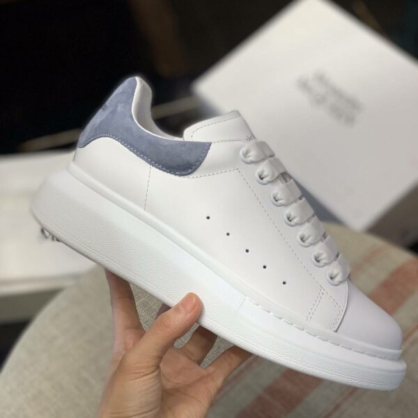 Alexander McQueen Mist Blue velvet tail Sneakers