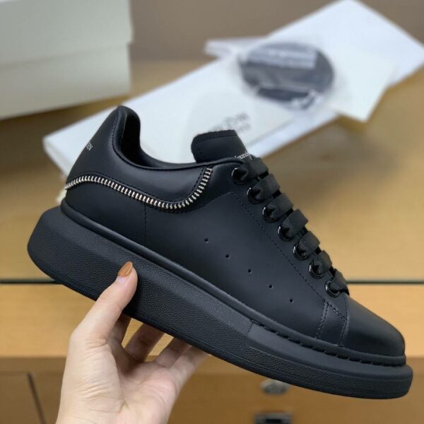 Alexander McQueen MQ All black zip Sneakers