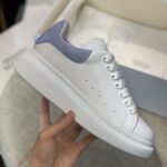 Alexander McQueen MQ Light blue velvet tail Sneakers