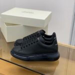 Alexander McQueen MQ all black Air cushion bottom Sneakers