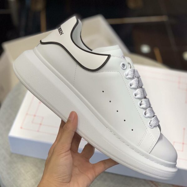 Alexander McQueen MQ  white film tail Sneakers