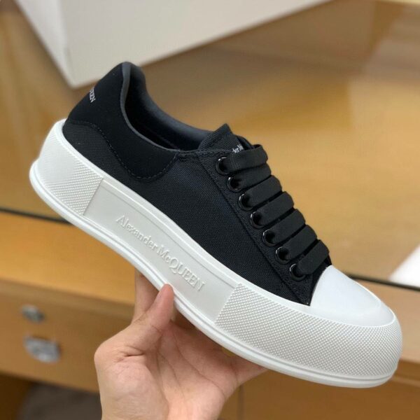 Alexander McQueen MQ Sneakers Five-color