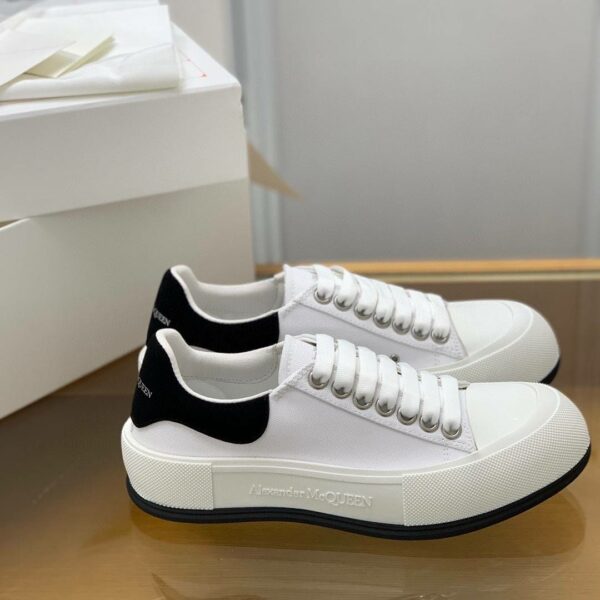 Alexander McQueen MQ Sneakers Five-color