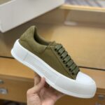 Alexander McQueen MQ olive green velvet tail Sneakers