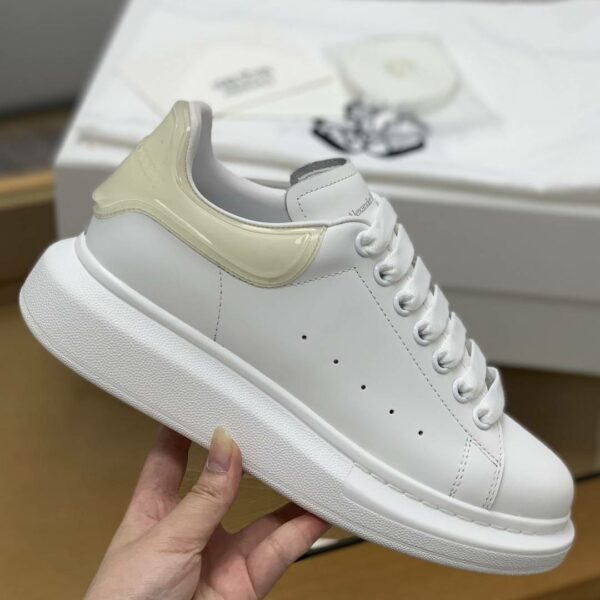 Alexander McQueen MQ Jelly apricot Tail Sneakers