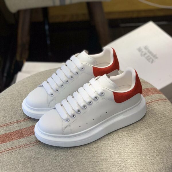 Alexander McQueen MQ Red velvet tail Sneakers