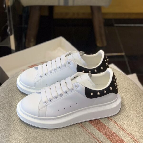 Alexander McQueen MQ White Point tail Sneakers