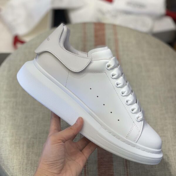 Alexander McQueen MQ White Tricolor tail Sneakers