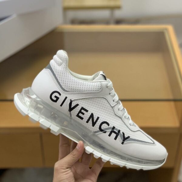 Givenchy Sneakers