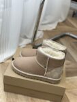 UGG FW style Snow boots