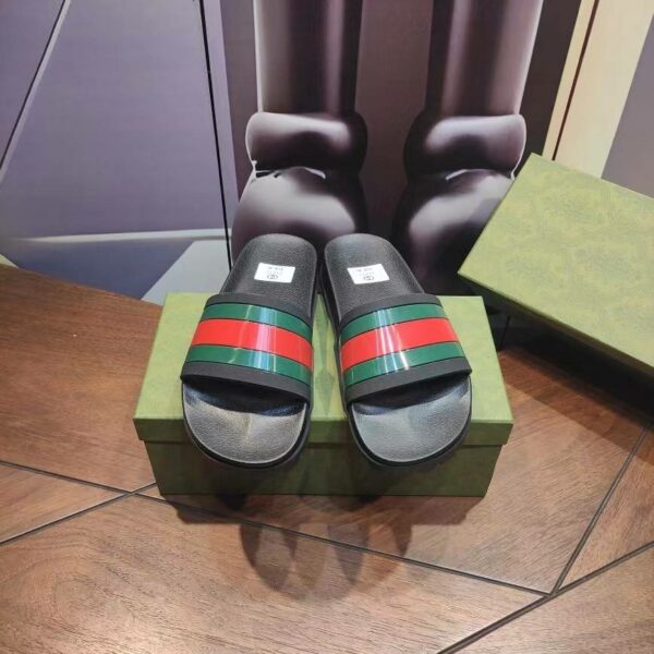 Gucci slippers