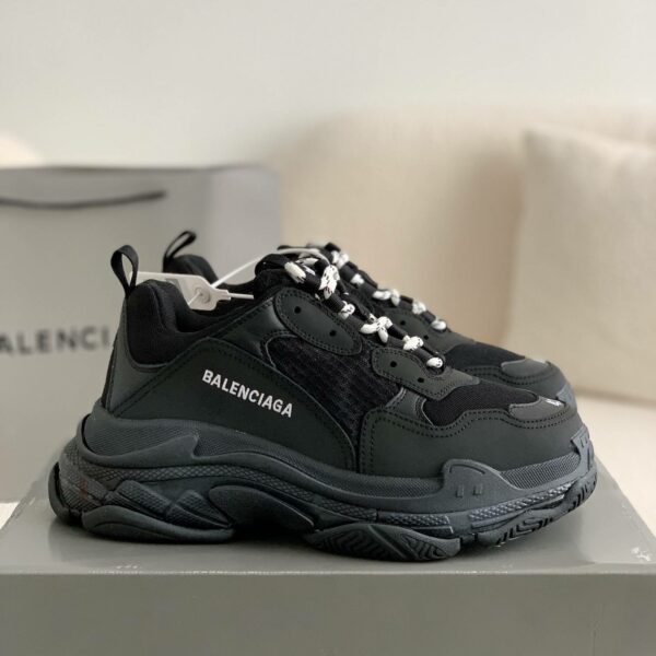 Balenciaga TRIPLE S ALLOVER LOGO Sneakers