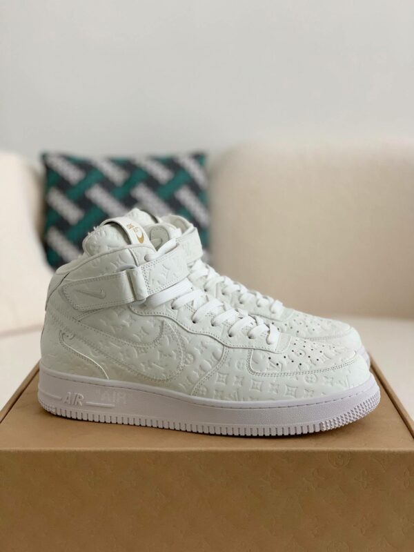 Louis Vuitton x Nike Air Force 1 High