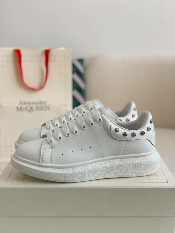 Alexander McQueen MQ White Rose nail tail Sneakers