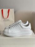 Alexander McQueen MQ white cowhide tail Sneakers