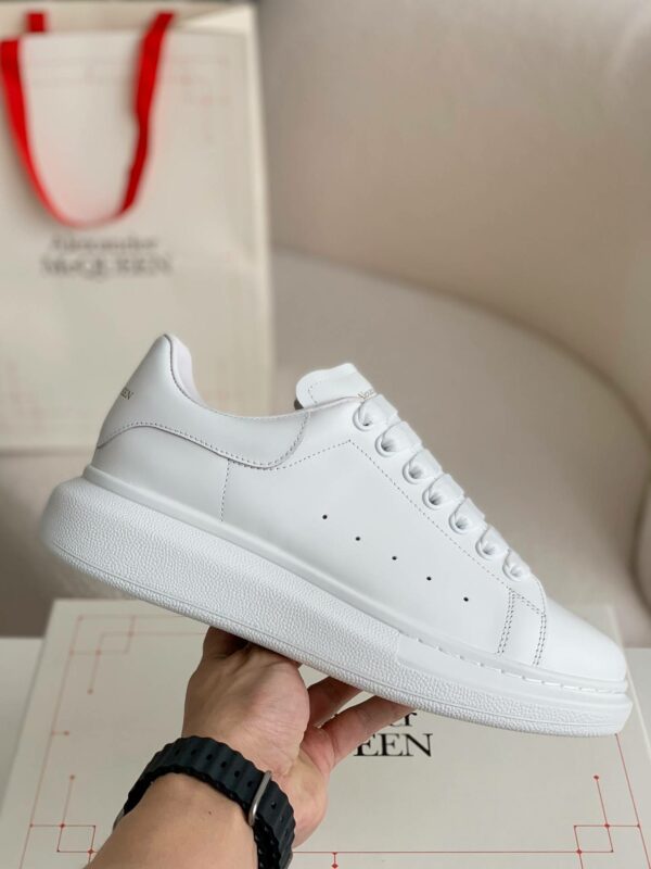 Alexander McQueen MQ white cowhide tail Sneakers