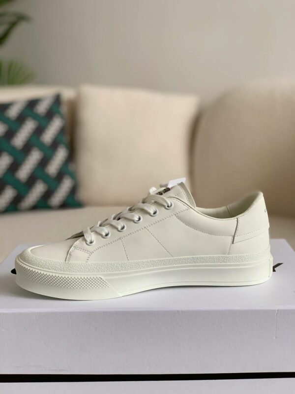 Givenchy new arrival Sneakers