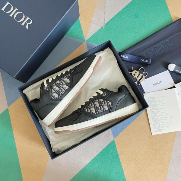 DIOR HIGH LEVEL B27 Sneaker