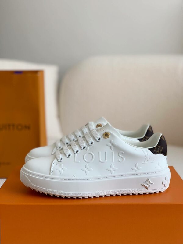 LOUIS VUITTON TIME OUT SNEAKERS