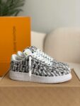 LOUIS VUITTON × NIKE AIR FORCE 1 SNEAKER