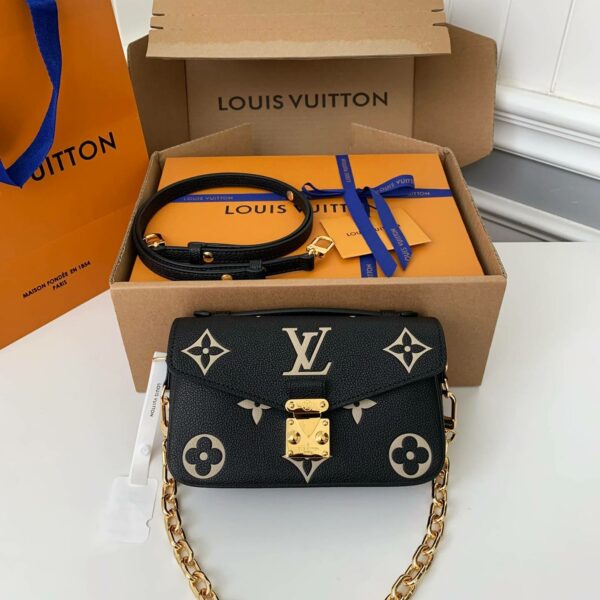 Louis Vuitton counter classic hot selling Pochette Métis East West bag M46596, 21.5 * 13.5 * 6cm