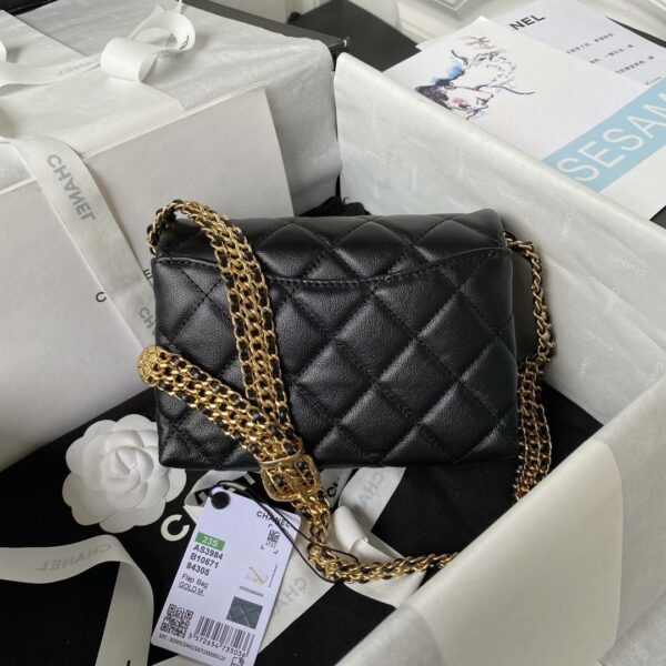 Chanel 23S Underarm Bag AS3984, Top Quality    SIZE: 12 * 18 * 10cm