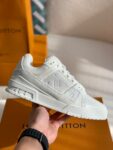 LOUIS VUITTON TRAINER SNEAKERS