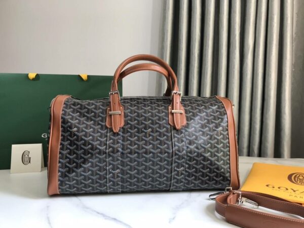 Goyard travel bag fitness bag, top quality!  Size: 48 * 23 * 24cm