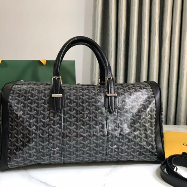 Goyard travel bag fitness bag, top quality!  Size: 48 * 23 * 24cm