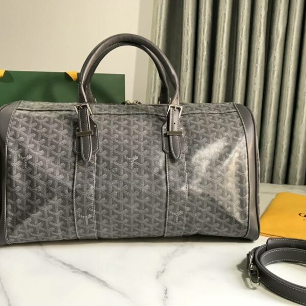 Goyard travel bag fitness bag, top quality!  Size: 48 * 23 * 24cm