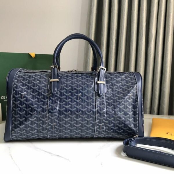 Goyard travel bag fitness bag, top quality!  Size: 48 * 23 * 24cm