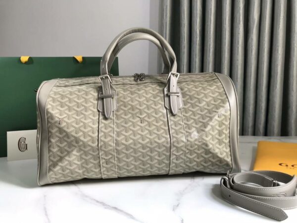 Goyard travel bag fitness bag, top quality!  Size: 48 * 23 * 24cm