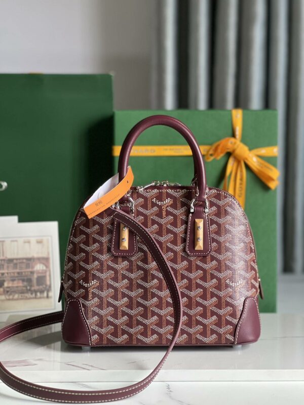 Goyard Vend?me Shell Bag, Top Quality  Size: 23 * 18.5 * 10cm      ?