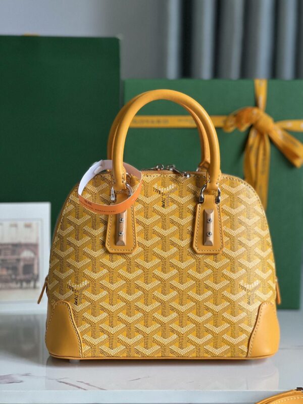 Goyard Vend?me Shell Bag, Top Quality  Size: 23 * 18.5 * 10cm      ?