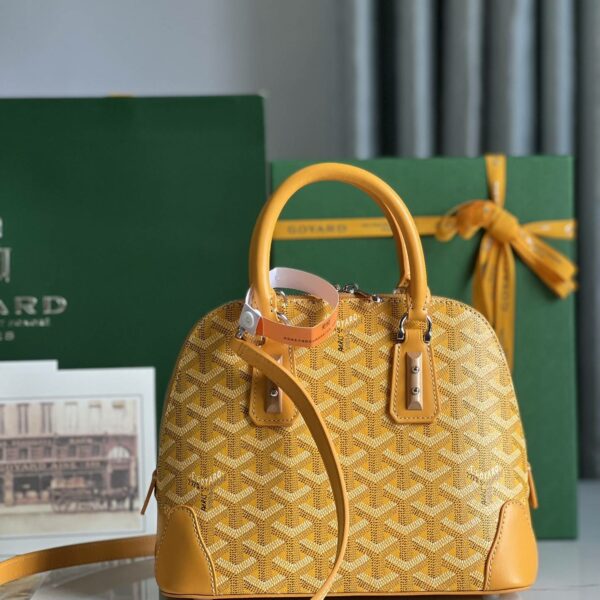 Goyard Vend?me Shell Bag, Top Quality  Size: 23 * 18.5 * 10cm      ?